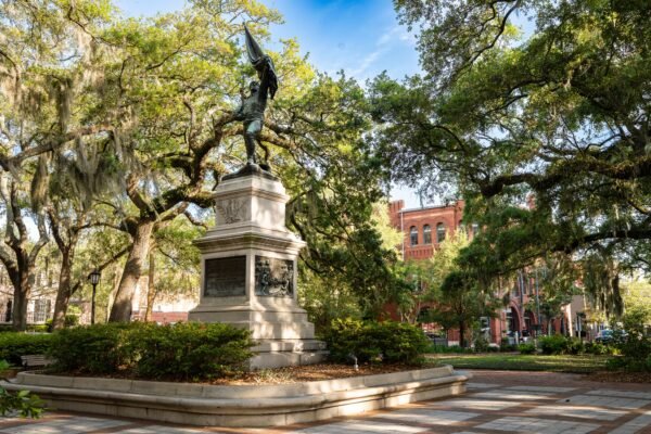 10 Best Small Cities to Visit in USA